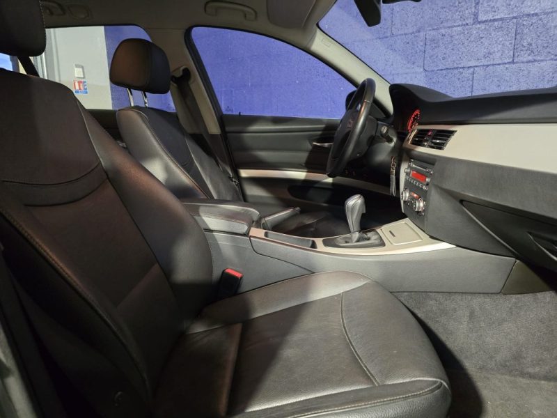 BMW SERIE 3 325I E91 Ph2 3.0 PACK LUXE - BVA - SIEGES EN CUIR CHAUFFANT