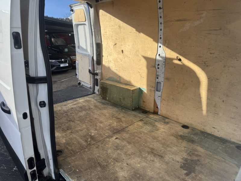 RENAULT MASTER III CAMIONNETTE (FV) 2.3 DCI 135 FWD (FV0N, FV08) 2020