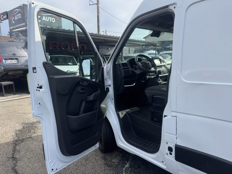RENAULT MASTER III CAMIONNETTE (FV) 2.3 DCI 135 FWD (FV0N, FV08) 2020
