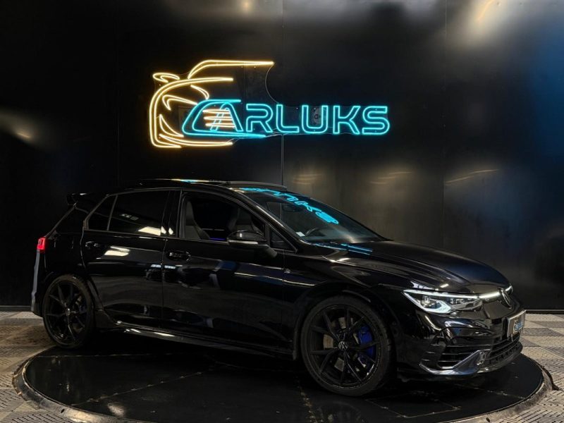 VOLKSWAGEN GOLF VIII R PERFORMANCE 2.0 TSI 320 ch 4MOTION DSG7 / AKRAPOVIC + HARMAN KARDON / 