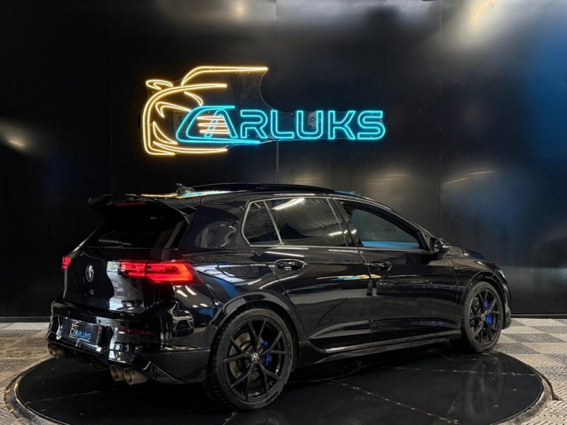 VOLKSWAGEN GOLF VIII R PERFORMANCE 2.0 TSI 320 ch 4MOTION DSG7 / AKRAPOVIC + HARMAN KARDON / 