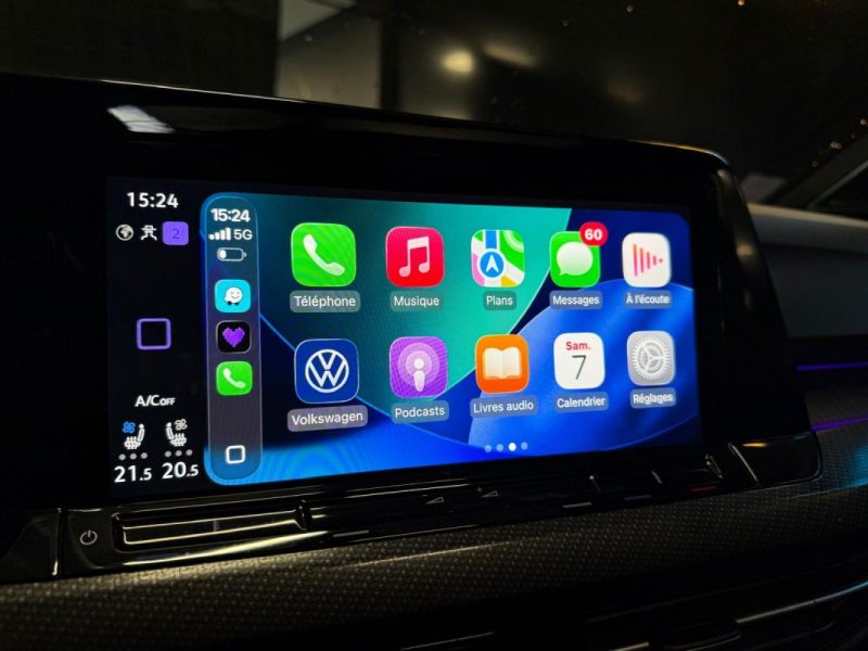 VOLKSWAGEN GOLF VIII R PERFORMANCE 2.0 TSI 320 ch 4MOTION DSG7 / AKRAPOVIC + HARMAN KARDON / 