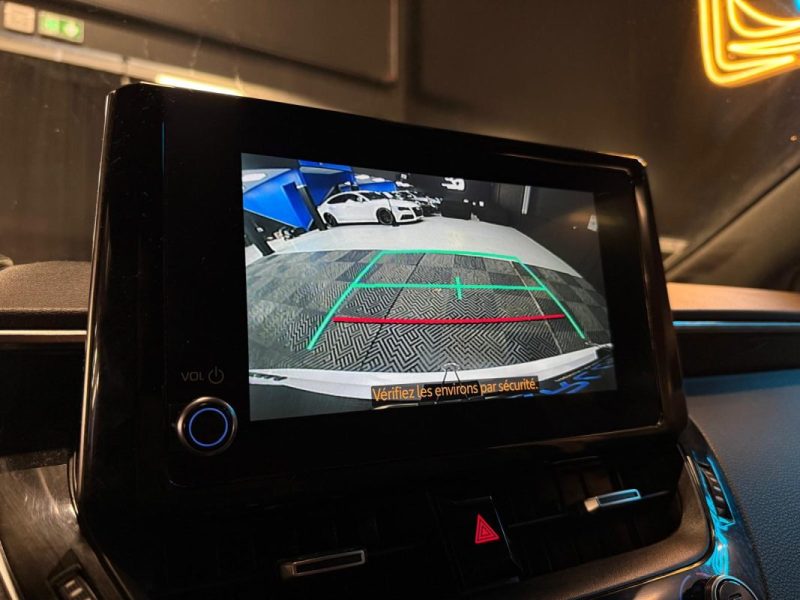 TOYOTA COROLLA  122 ch ACTIVE  / CARPLAY + SIEGES CHAUFFANTS + CAMERA /