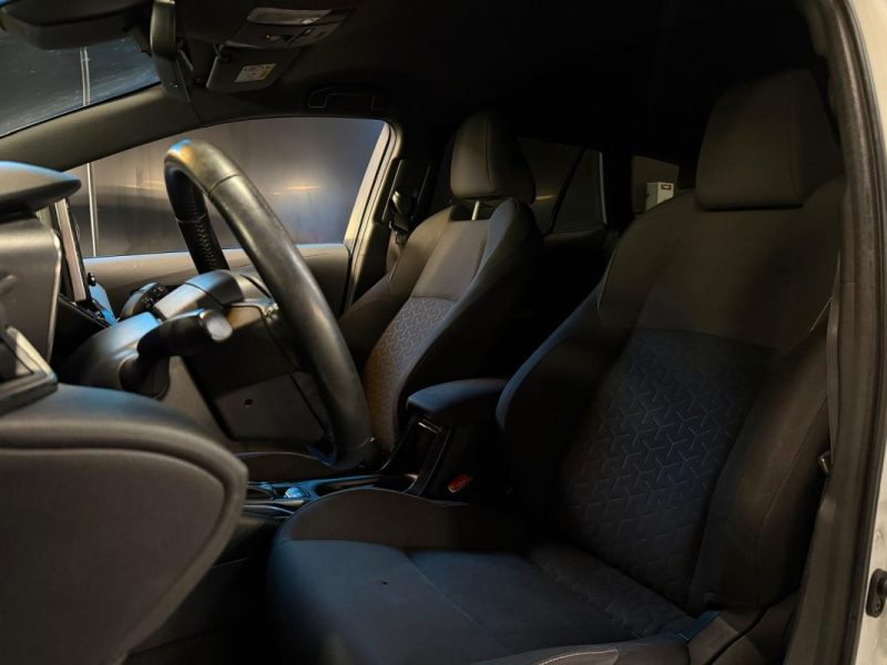 TOYOTA COROLLA  122 ch ACTIVE  / CARPLAY + SIEGES CHAUFFANTS + CAMERA /