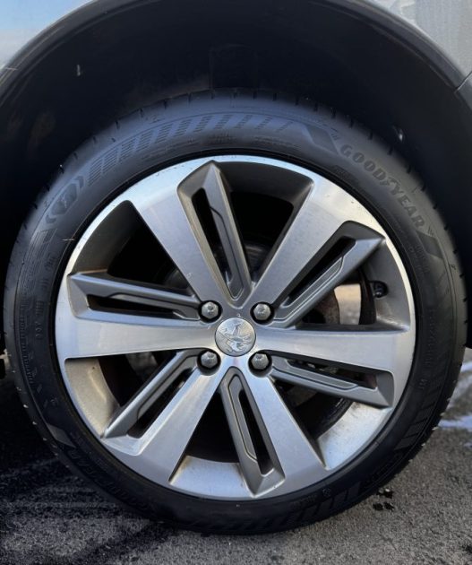 PEUGEOT 3008 1.6 BLUEHDI 120CH FÉLINE S&S 2016