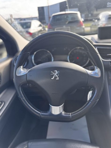 PEUGEOT 3008 1.6 BLUEHDI 120CH FÉLINE S&S 2016