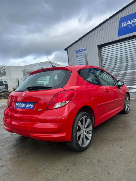 PEUGEOT 207 1.4 SPORT 65 KW / 88 CH 2007