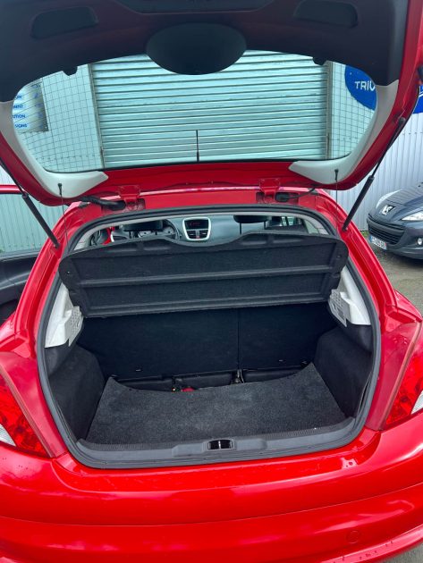 PEUGEOT 207 1.4 SPORT 65 KW / 88 CH 2007