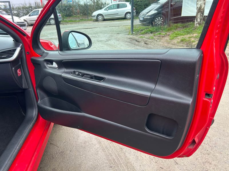 PEUGEOT 207 1.4 SPORT 65 KW / 88 CH 2007