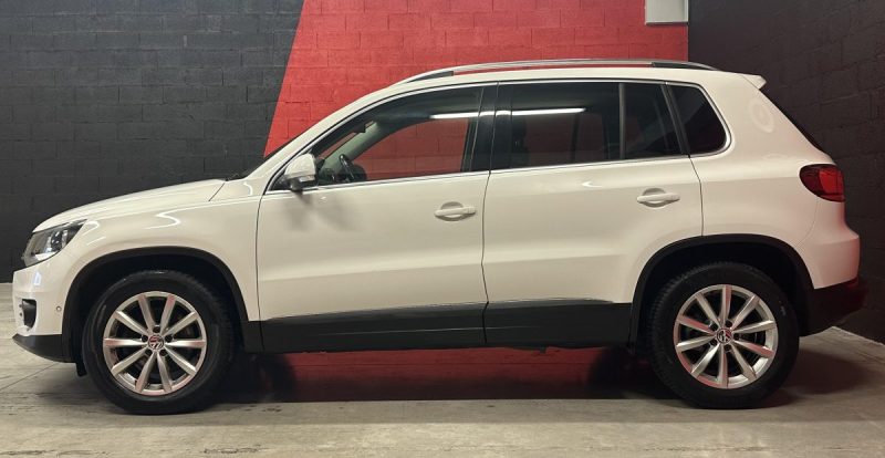 VOLKSWAGEN TIGUAN 2.0 TDI 110CH SPORTLINE - Garantie 6 mois - Très bon état - 2ème main -