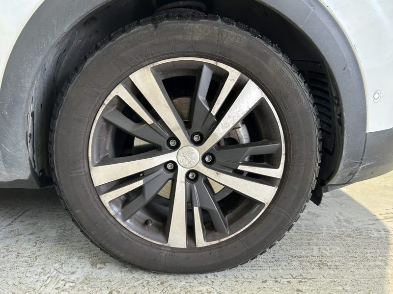 PEUGEOT 5008 1.2 PURETECH 130CH ALLURE / DISTRIBUTION RÉCENTE / APPLE CAR PLAY & ANDROÏD AUTO