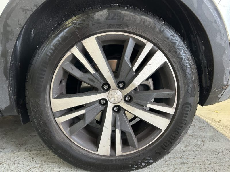 PEUGEOT 5008 1.2 PURETECH 130CH ALLURE / DISTRIBUTION RÉCENTE / APPLE CAR PLAY & ANDROÏD AUTO