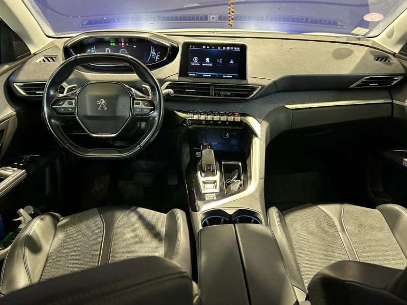 PEUGEOT 5008 1.2 PURETECH 130CH ALLURE / DISTRIBUTION RÉCENTE / APPLE CAR PLAY & ANDROÏD AUTO