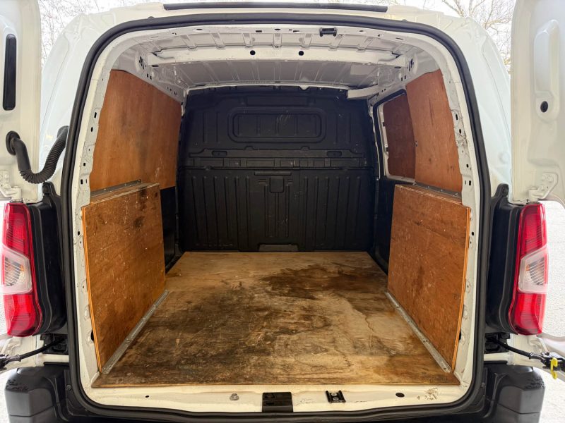 CITROEN BERLINGO Taille M BlueHDi 130 ch S&S Club EAT8