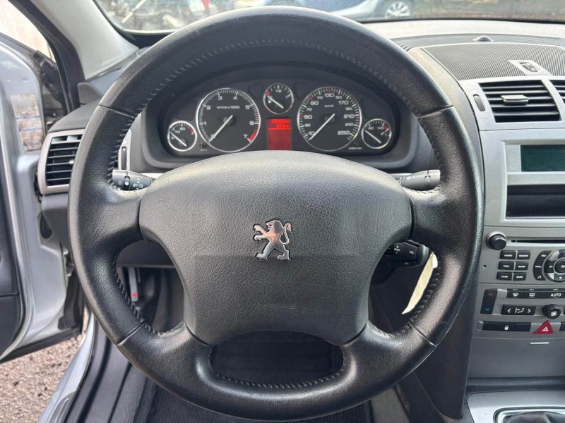 PEUGEOT 407 1.8 16V CONFORT 2004