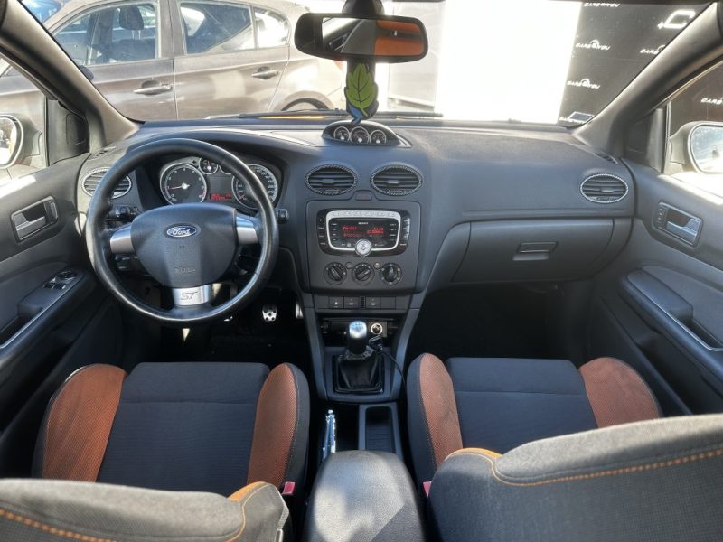 FORD FOCUS ST 225CV 2005