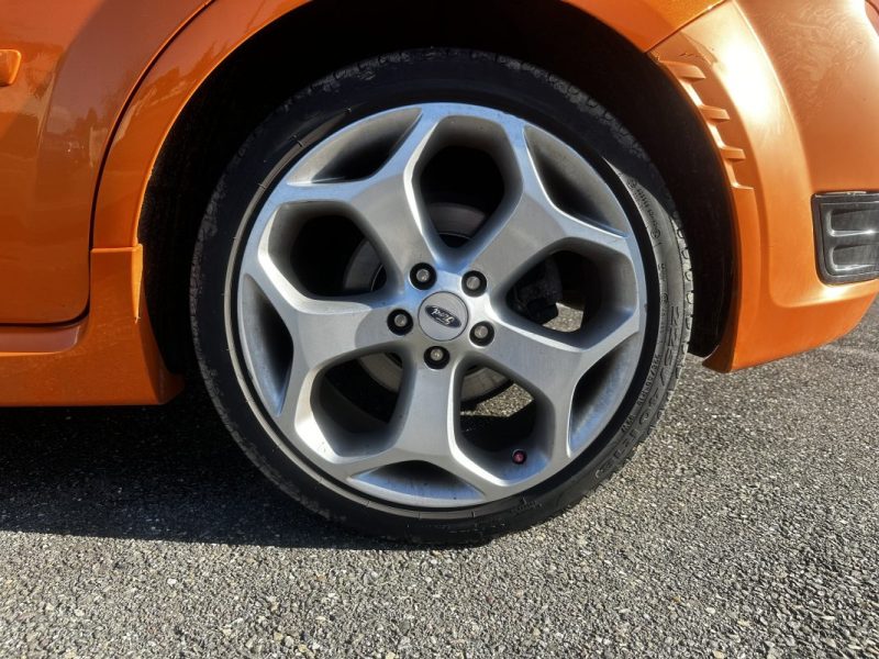 FORD FOCUS ST 225CV 2005