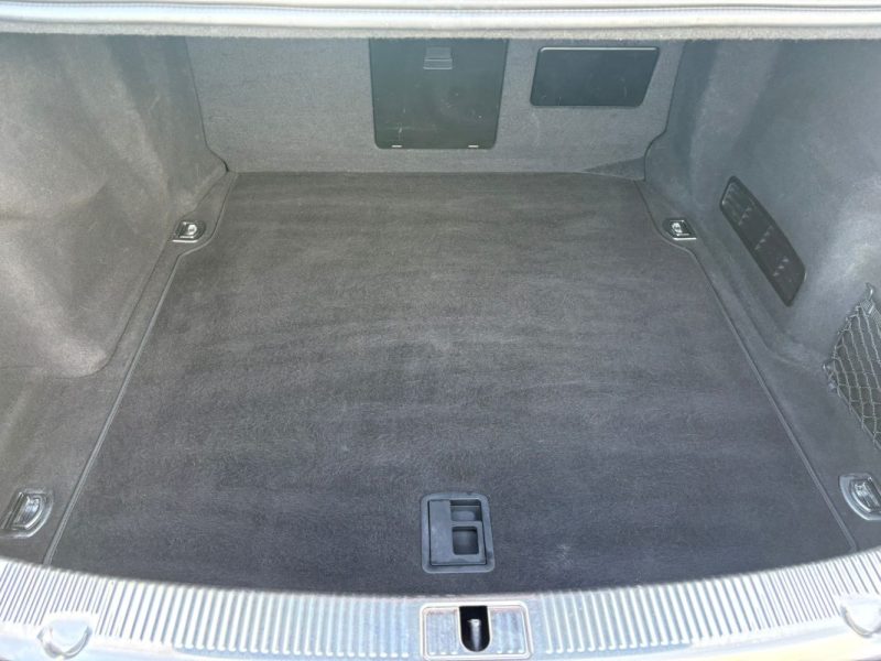 AUDI A8 / 3.0 V6 / 262CH  / GARANTIE 12 mois