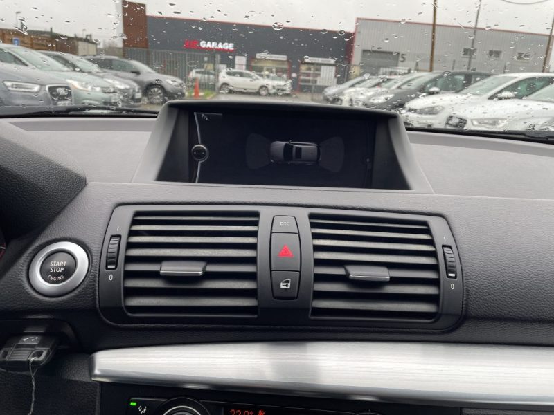 B.M.W. SERIE 1 120D LUXE BA 2010