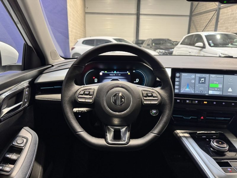MG MG5 177ch 50 KWH LUXURY AUTONOMIE STANDARD / CAMERA 360 °