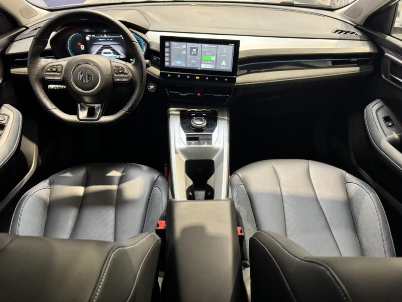 MG MG5 177ch 50 KWH LUXURY AUTONOMIE STANDARD / CAMERA 360 °