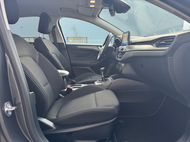 FORD Focus 1.0 Flexifuel MHEV 125 S&S Titanium X Style