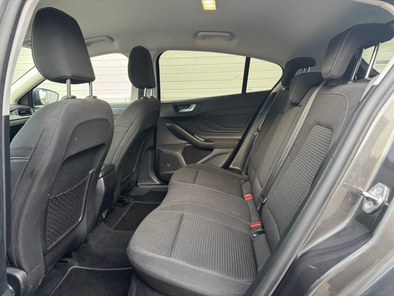FORD Focus 1.0 Flexifuel MHEV 125 S&S Titanium X Style