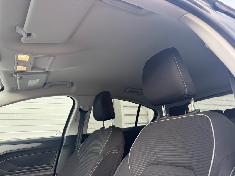 FORD Focus 1.0 Flexifuel MHEV 125 S&S Titanium X Style