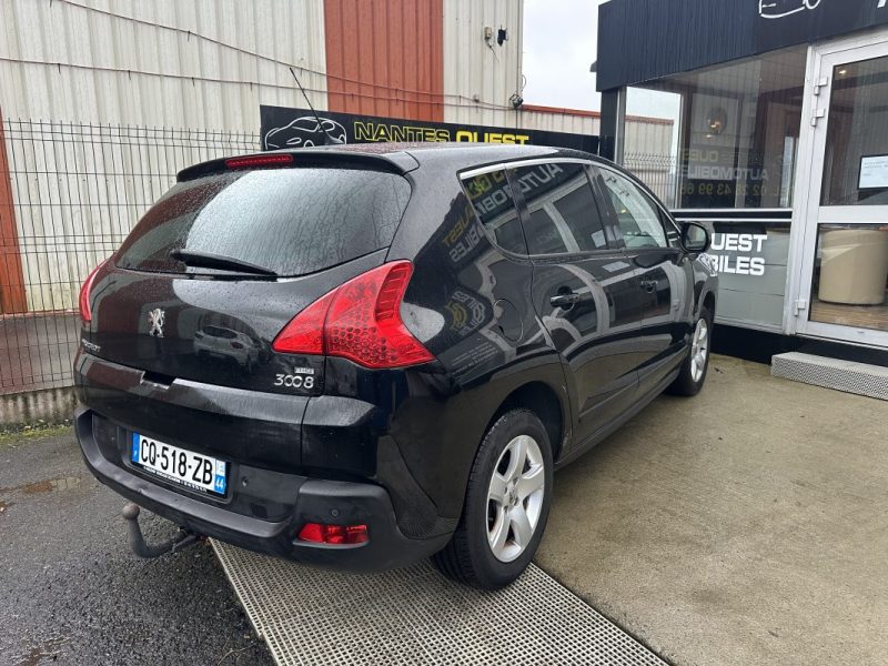PEUGEOT 3008 1.6 E-HDI115CV PREMIUM BMP6