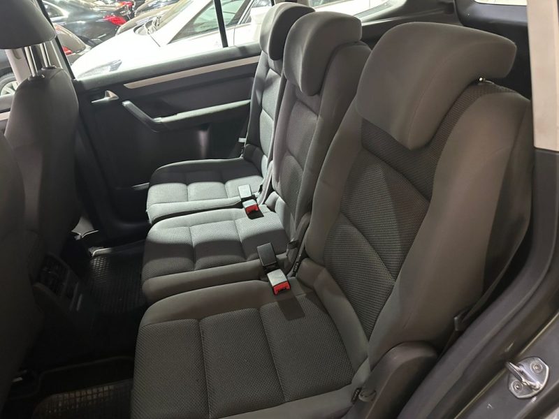 VOLKSWAGEN TOURAN 1.6 TDI 105CH BLUEMOTION 2013