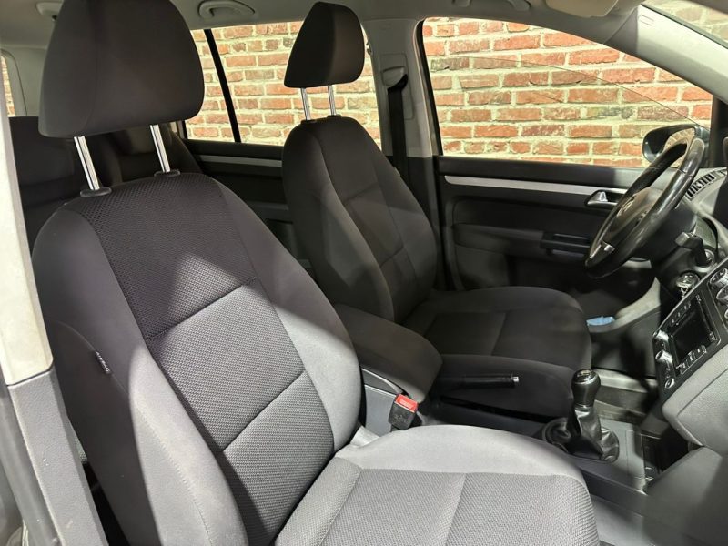 VOLKSWAGEN TOURAN 1.6 TDI 105CH BLUEMOTION 2013