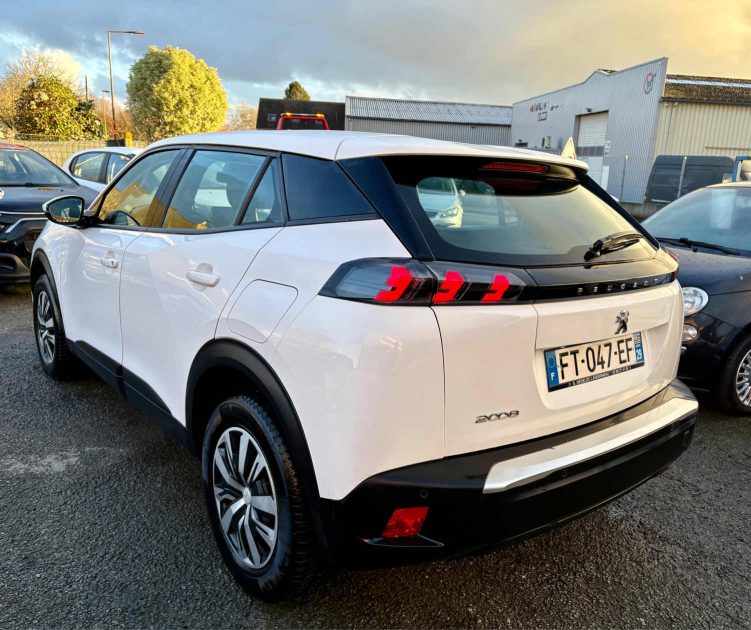 PEUGEOT 2008
