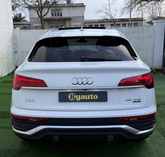 AUDI Q5  (2) SPORTBACK 50 TFSI E 299CH  QUATTRO S TRONIC 7 S-LINE TOIT OUVRANT /ATTELAGE GARANTIE 6 MOIS   
