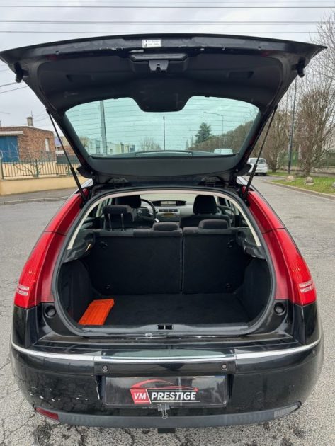 CITROEN C4 2L HDI 135 CV EXCLUSIVE BOITE AUTO / Paiement 4X ou  10X Possible