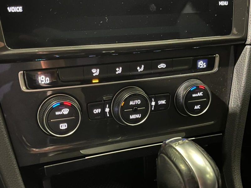 VOLKSWAGEN GOLF 7 1.6 TDI 115CH CONFORTLINE / DISTRIBUTION NEUVE / SUIVI ENTRETIEN COMPLET