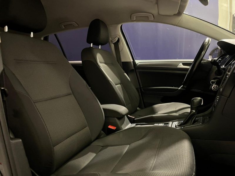 VOLKSWAGEN GOLF 7 1.6 TDI 115CH CONFORTLINE / DISTRIBUTION NEUVE / SUIVI ENTRETIEN COMPLET
