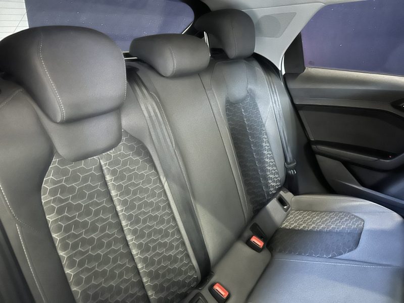 AUDI A1 25 TFSI 95CH S-LINE CARPLAY 2022