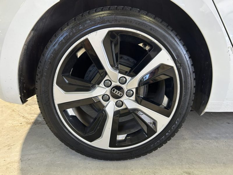 AUDI A1 25 TFSI 95CH S-LINE CARPLAY 2022