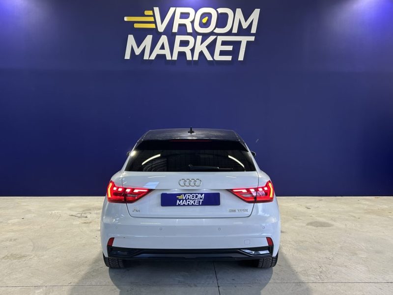 AUDI A1 25 TFSI 95CH S-LINE CARPLAY 2022
