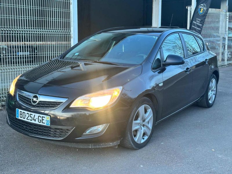 OPEL ASTRA J 1.7 CDTI