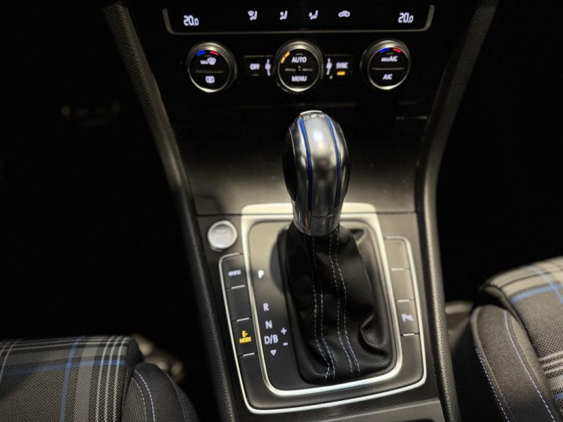 VOLKSWAGEN GOLF 7 GTE 1.4 TSI 204ch DSG6 / SUIVI COMPLET VW