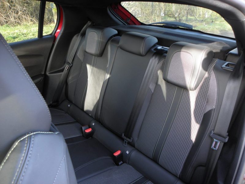 PEUGEOT  208 II 1.2 PURETECH 100CH S&S GT LINE  EAT8 2021