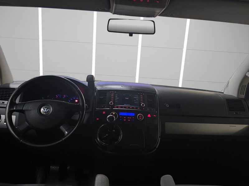 TRANSPORTER MULTIVAN CONFORT 2.5 TDI 174CV *ETAT NICKEL*.
