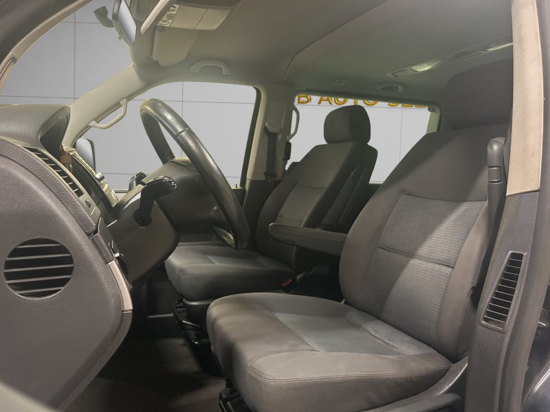 TRANSPORTER MULTIVAN CONFORT 2.5 TDI 174CV *ETAT NICKEL*.