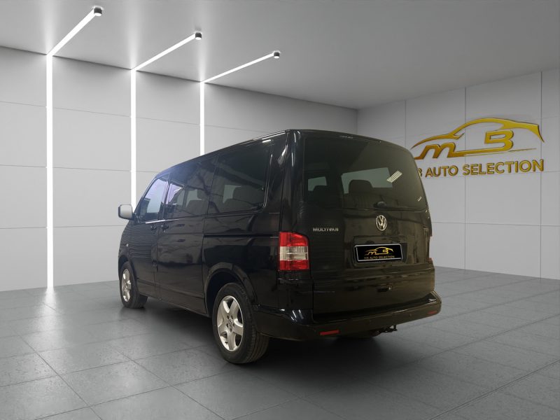 TRANSPORTER MULTIVAN CONFORT 2.5 TDI 174CV *ETAT NICKEL*.