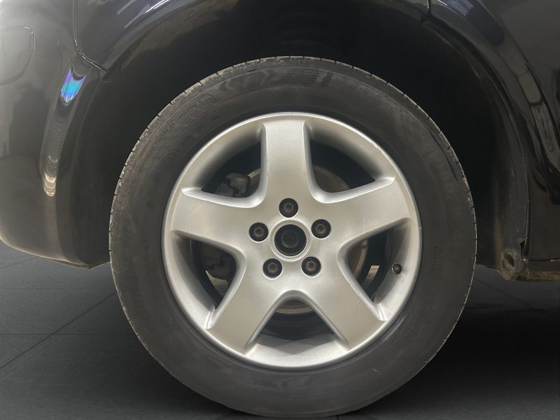 TRANSPORTER MULTIVAN CONFORT 2.5 TDI 174CV *ETAT NICKEL*.