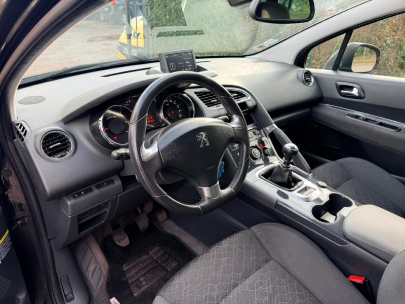 PEUGEOT 3008 1.6 BLUEHDI 120CH BUSINESS S&S 