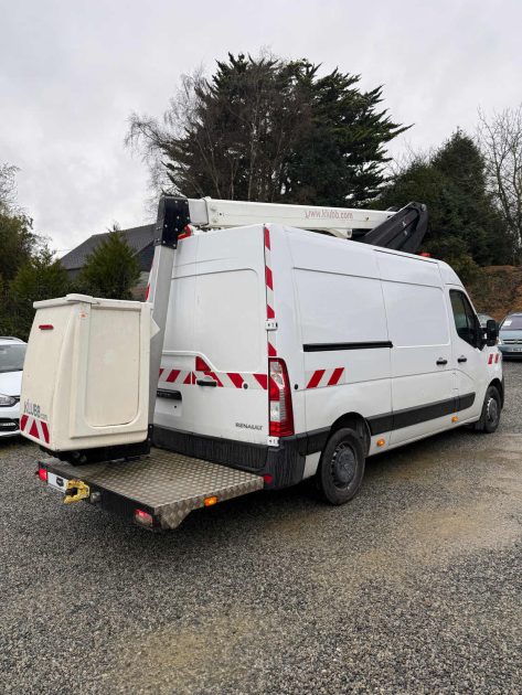 RENAULT MASTER III L4 2.3 DCI 145 CONFORT TVA RECUPERABLE