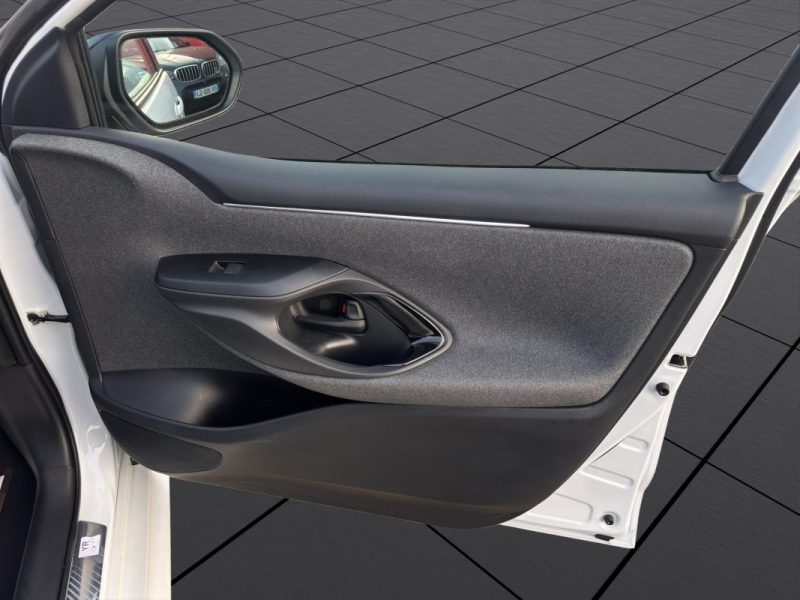 TOYOTA YARIS 116H FRANCE COLLECTION