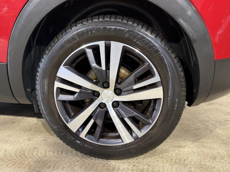 PEUGEOT 3008 1.2 130cv GT LINE EAT8 2020 - DISTRIBUTION ET REVISION A JOUR - 96 000 klm 